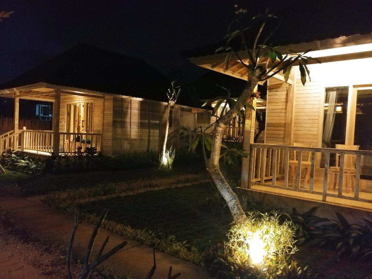 Lebaoh Nusa Cottage Lembongan Exterior photo