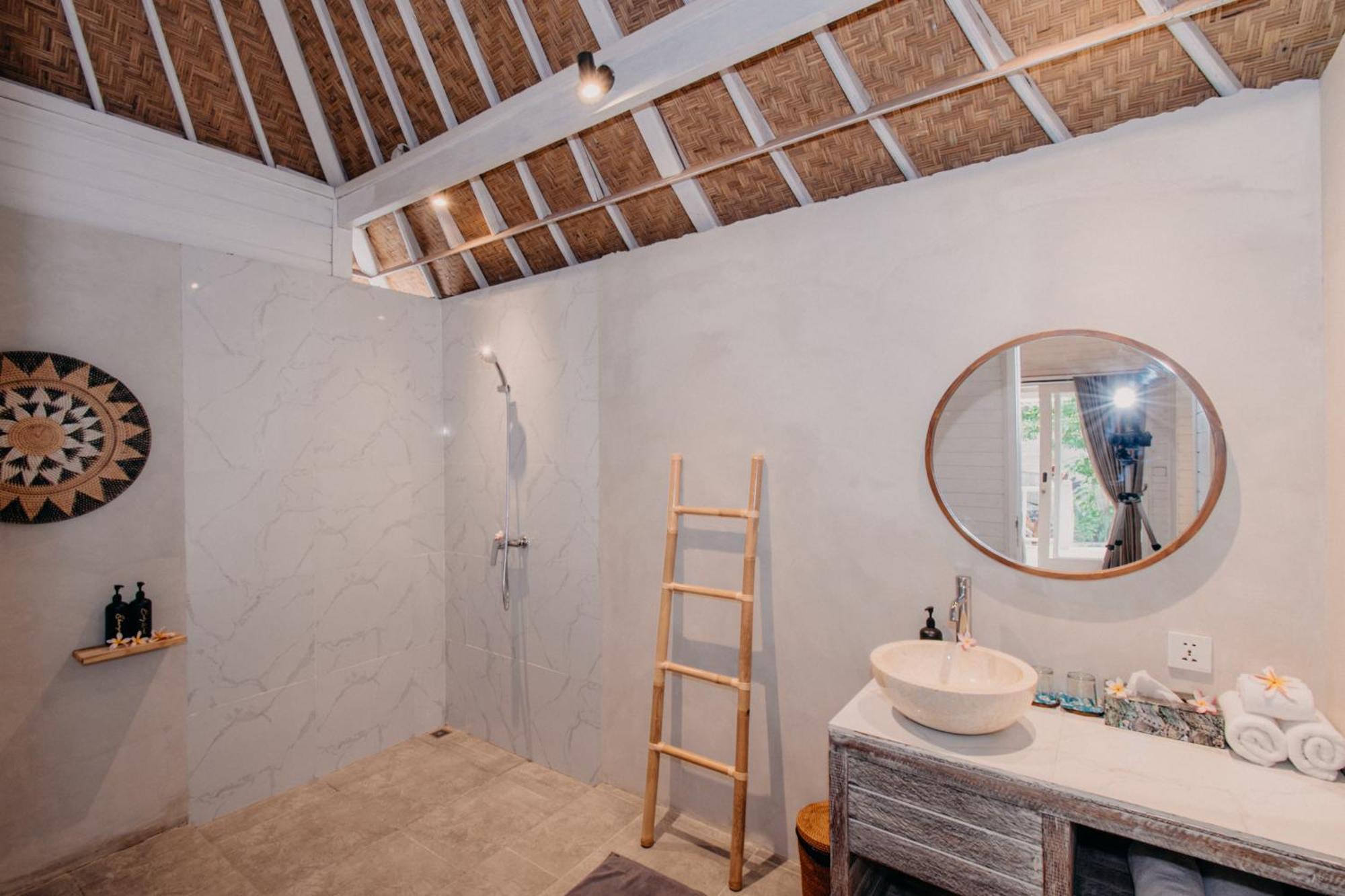 Lebaoh Nusa Cottage Lembongan Exterior photo